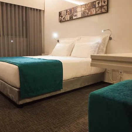 Costa 2* بوفوُ جي فارزيم